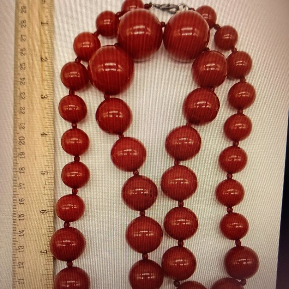 vintage authentic ben amun red graduated ball bead strand necklace - Picture 3 of 7